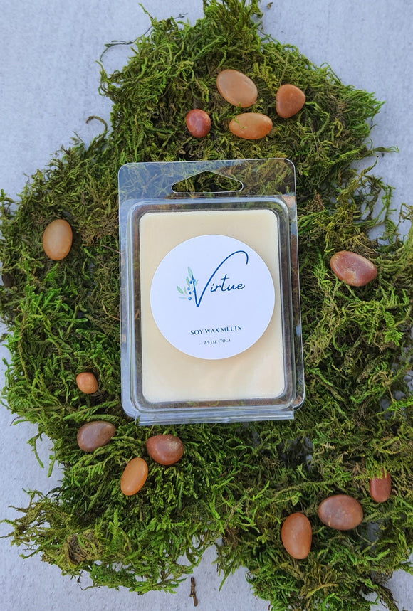 OAKMOSS AND AMBER - Shop Soy Candles, Wax Melts Clean Scents and Tin candles online - VirtueCandles